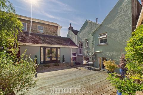 undefined, Fontane House, 21 High Street, Fishguard