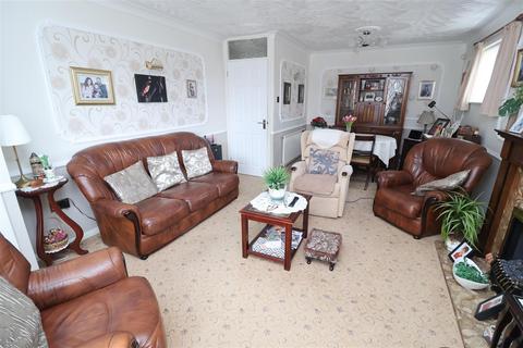 2 bedroom detached bungalow for sale, Birkdale, Worksop S81