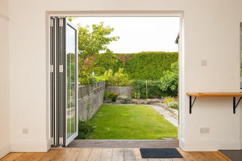 28 Ashton Drive, Bristol, BS3 2PW