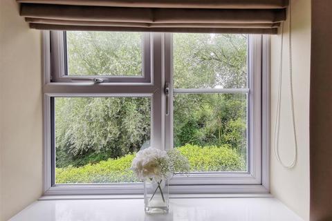 12 Rother Close, Hilton, Derby, DE65 5LQ