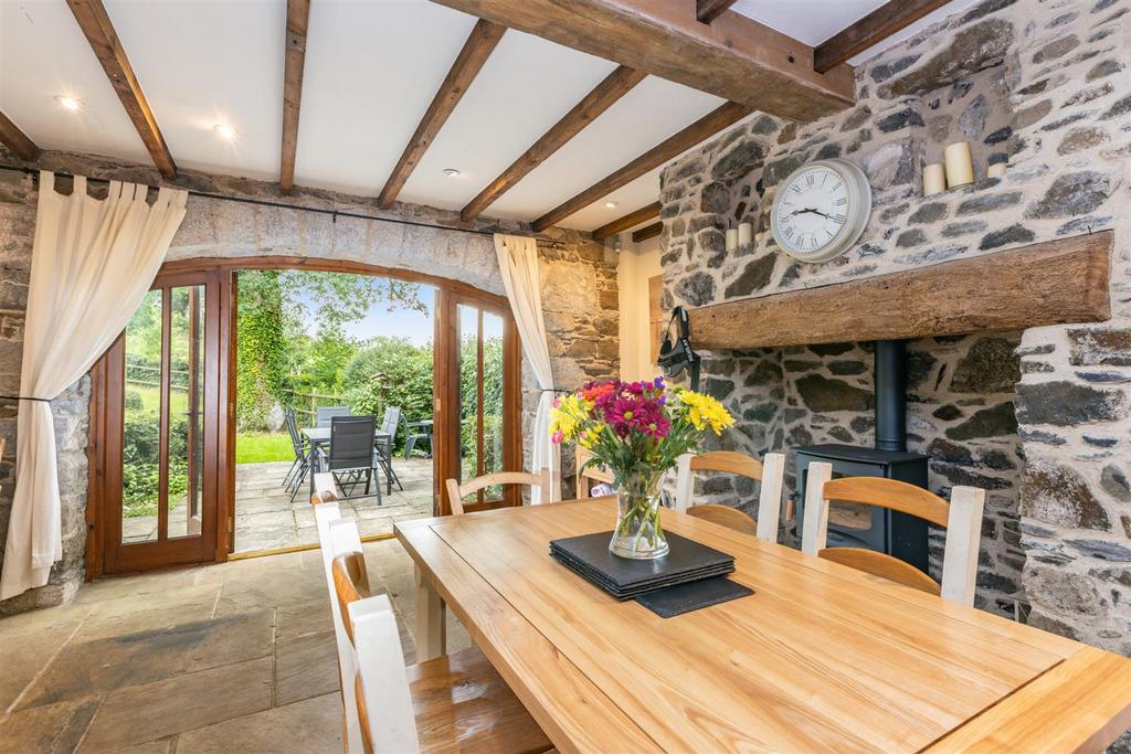 A 15 - 2 Manor Barn Bickington - 210813.jpg