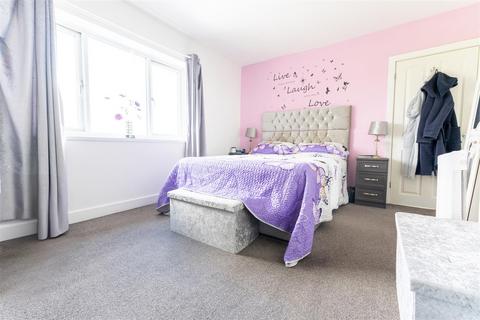 28 Donyatt Hill, Ilminster, TA19 0RZ