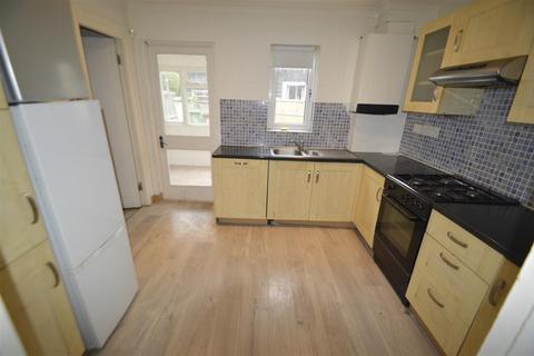 2 bedroom terraced house for sale, Wood Lane, Dagenham