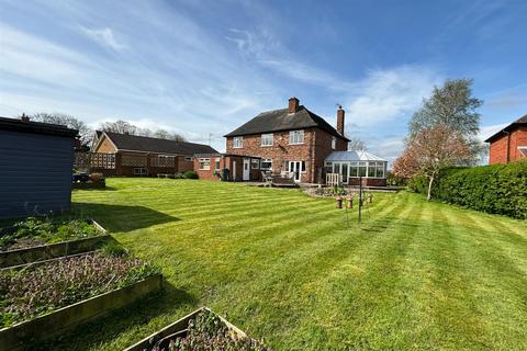 46 Rectory Road, Duckmanton, Chesterfield, S44 5JP