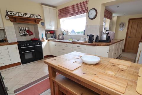 46 Rectory Road, Duckmanton, Chesterfield, S44 5JP