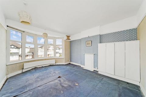 8 Brodie Road, London, E4 7HF