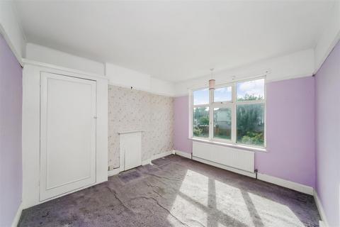 8 Brodie Road, London, E4 7HF