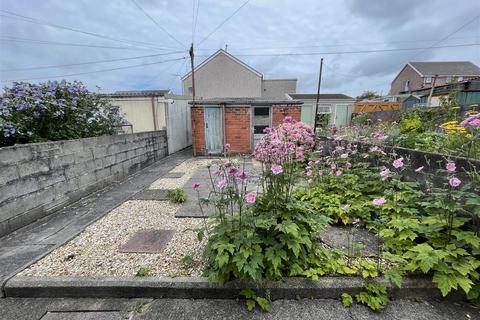 3 bedroom terraced house for sale, Tunnel Road, Llanelli