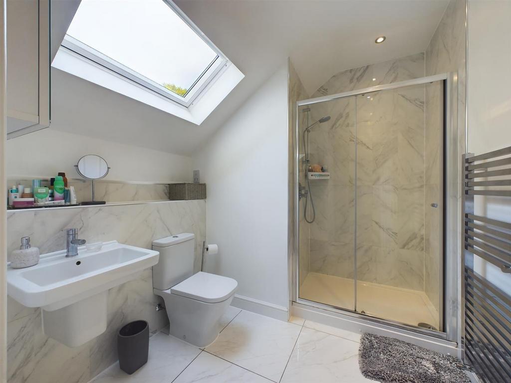 En Suite Shower Room