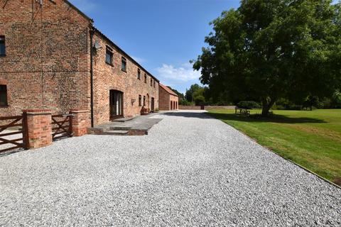 5 bedroom barn conversion for sale, Boggle Lane, Sproatley, Hull