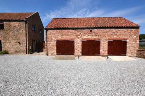 5 bedroom barn conversion for sale, Boggle Lane, Sproatley, Hull