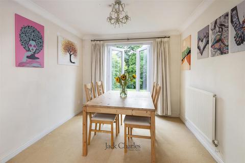 10 The Spinney, Tonbridge, TN9 2QQ