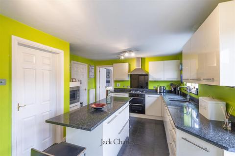 10 The Spinney, Tonbridge, TN9 2QQ