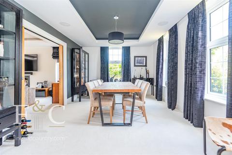 3 Canton Close, Cheshunt, Waltham Cross, EN7 5PD