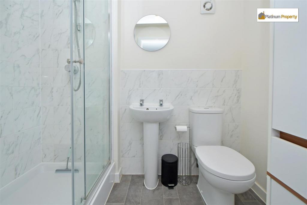 En suite shower room