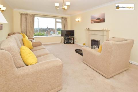 4 bedroom detached bungalow for sale, Marsh View, Stoke-On-Trent ST3