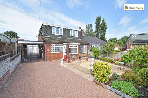 4 bedroom semi-detached bungalow for sale, Weston Drive, Stoke-On-Trent ST3