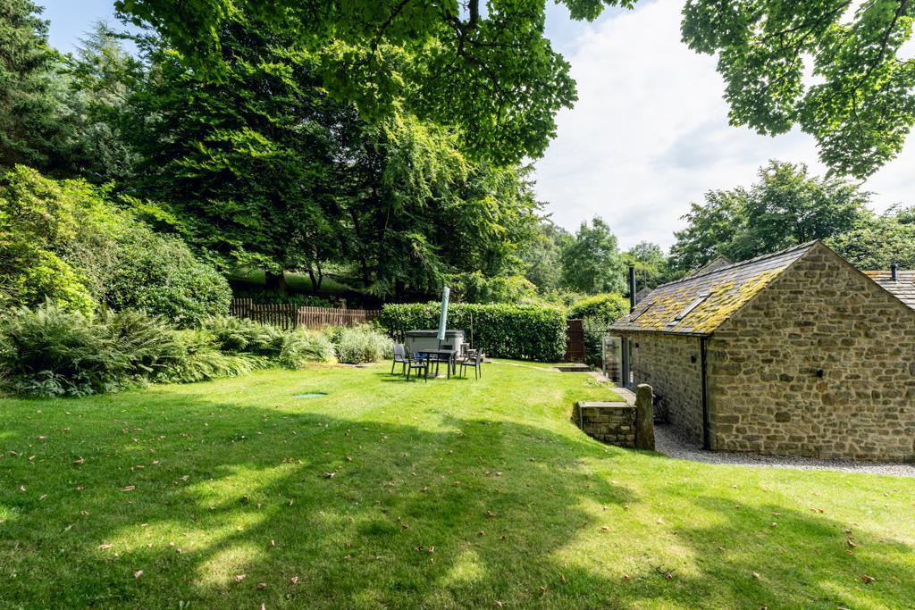 Exterior and Gardens (Cottage)