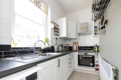 2 bedroom flat for sale, Dagmar Road, Camberwell, SE5