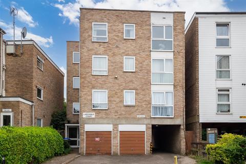 3, Larchvale Court Westmoreland Drive, Sutton, SM2 6AN