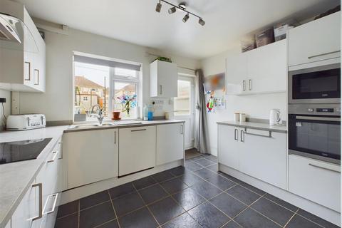 32 Garnalls Road, Matson, Gloucester, GL4 6ND
