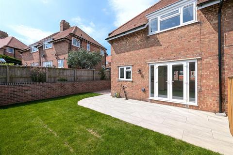 3 bedroom semi-detached house for sale, Prospect Mount Road, Scarborough