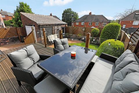 4 bedroom semi-detached house for sale, Bradford Road, Wakefield, West Yorkshire, WF1