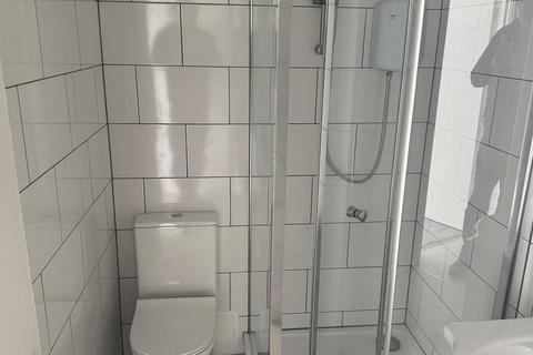 undefined, Flat 3, 1 Broad Street, Newent, Gloucestershire, GL18