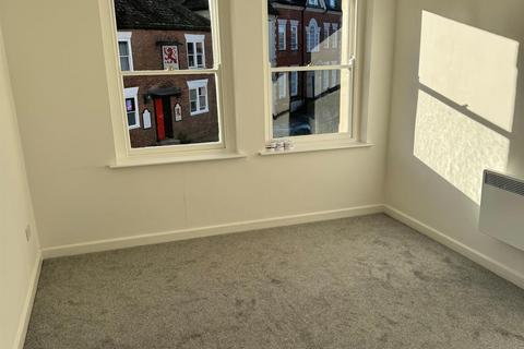 undefined, Flat 3, 1 Broad Street, Newent, Gloucestershire, GL18