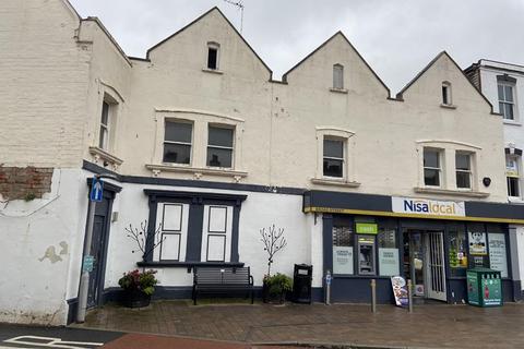undefined, Flat 3, 1 Broad Street, Newent, Gloucestershire, GL18
