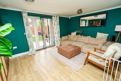 3 bedroom terraced house for sale, Lister Corner, Leighton Buzzard