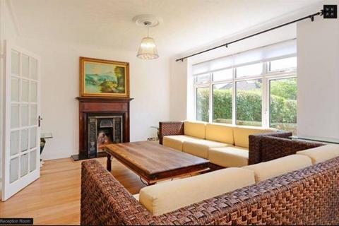 4 bedroom detached house for sale, St Dunstans Gardens, Acton, W3