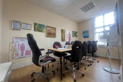 Office to rent, Wilmslow Road, Cheadle SK8