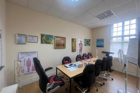 Office to rent, Wilmslow Road, Cheadle SK8