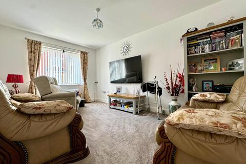 3 bedroom house for sale, College Gardens, Redcar