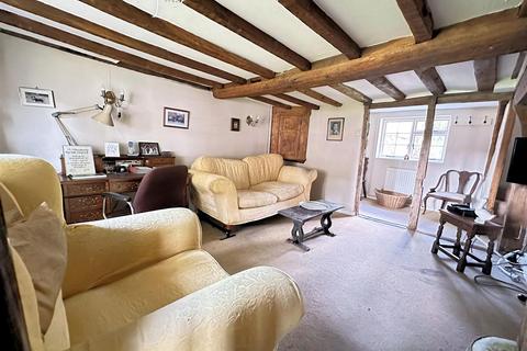 3 bedroom cottage for sale, Aylesbury Road, Wendover HP22