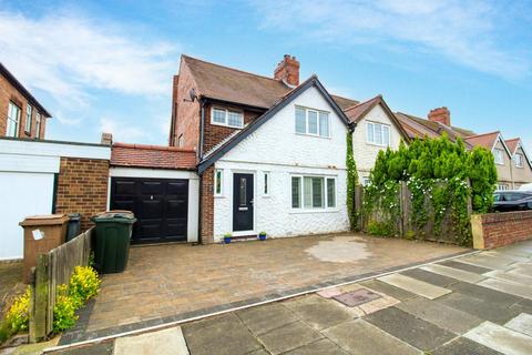 3 bedroom semi-detached house for sale, Earsdon Road, West Monkseaton