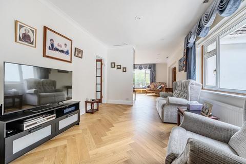 3 bedroom detached bungalow for sale, Totteridge Lane, London