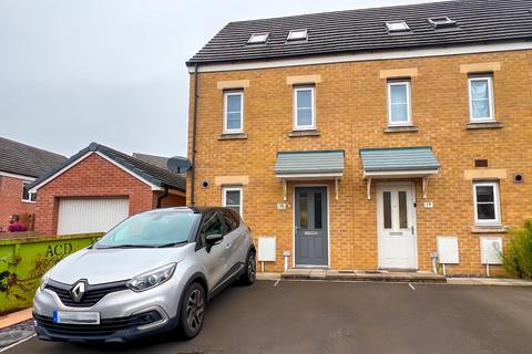 3 bedroom end of terrace house for sale, Ffordd Cadfan, Brackla, Bridgend County Borough, CF31 2DP