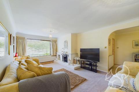 4 bedroom detached house for sale, Reynolds Avenue, Colchester