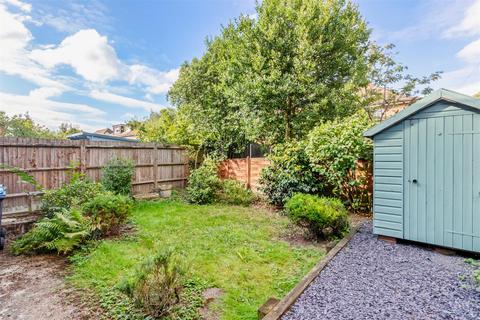 1 Parkfields Avenue, London, SW20 0QS