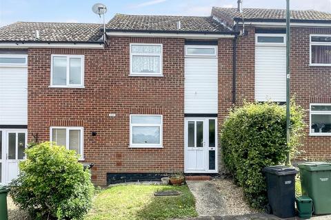 17 Brinds Close, Sonning Common, Reading, RG4 9SR