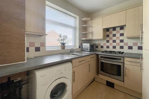 17 Brinds Close, Sonning Common, Reading, RG4 9SR