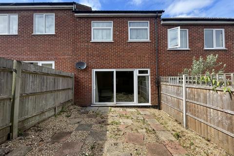17 Brinds Close, Sonning Common, Reading, RG4 9SR