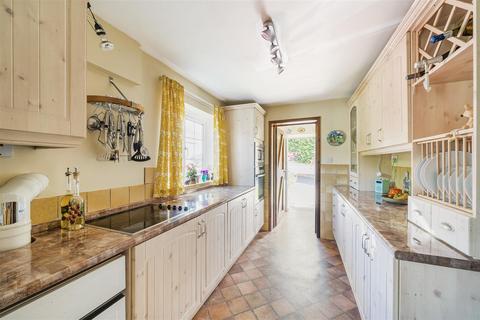 Turberfield Cottage Lower Town, Sampford Peverell, Tiverton, EX16 7FA