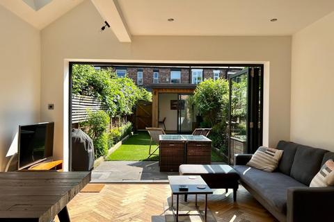 85 Beech Road, Manchester, M21 9FD
