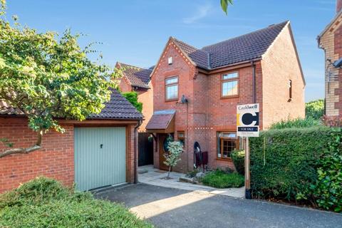 3 bedroom detached house for sale, Penmon Close, Monkston, Milton Keynes