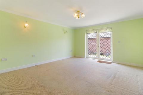 3 bedroom bungalow for sale, 12 Frome Brook Road, Ledbury, Herefordshire, HR8