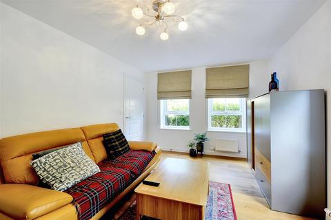 12 Verden Way, Nottingham, NG8 6BB