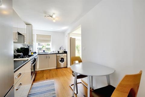 12 Verden Way, Nottingham, NG8 6BB